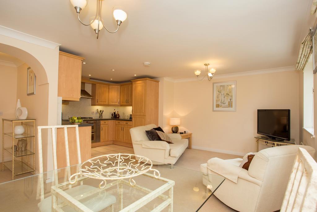 Basingstoke Apartments - Westlands House, City Centre, Home-From-Home Luaran gambar